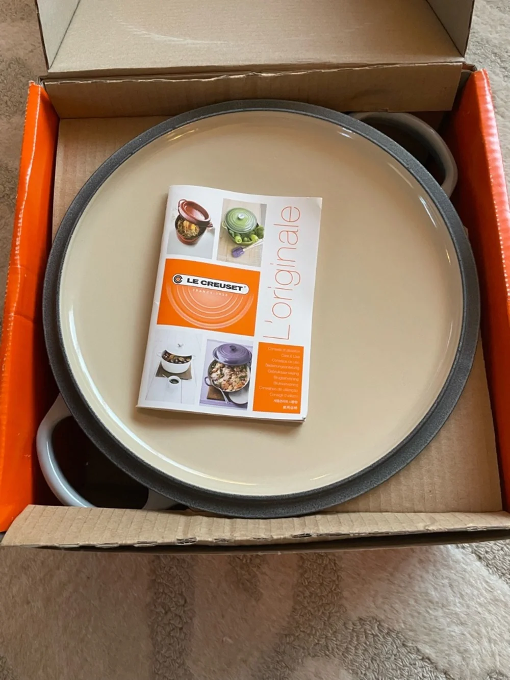 Le Creuset Mist Grey Enameled Cast Iron Round Soup Pot - Picture 2 of 7